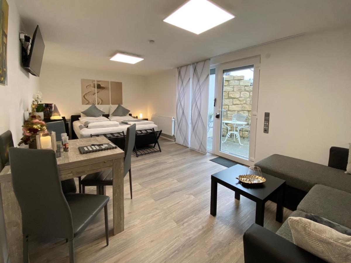 1,5 Zimmer Apartment In S-Bahn Naehe, 35 Qm, Max 4 Pers, Zentral, Private Terasse, Internet 250 Mbit Gärtringen Exterior foto